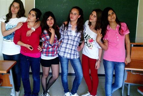 Liseli Türk Kızlar Liseli Kızlar
