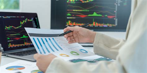 What Is a Data Analyst? Job Description, Skills, and More | FlexJobs