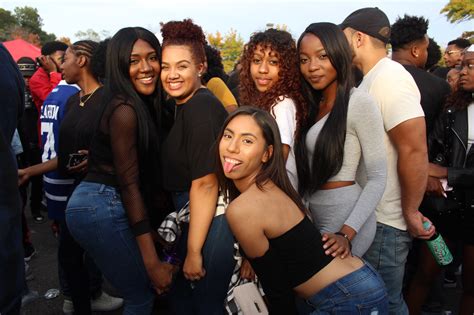 Friends Black Girls Are Beautiful People Black People Flavorful
