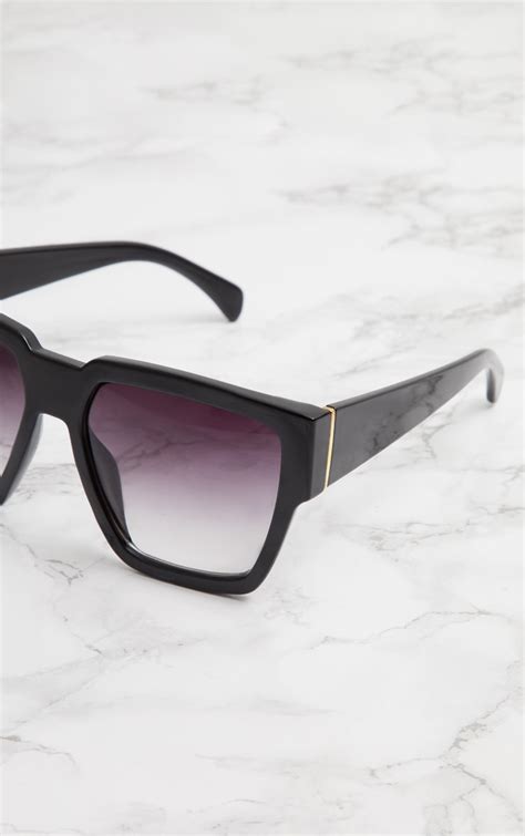 black oversized square sunglasses prettylittlething usa