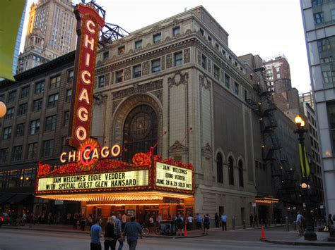 Chicago Theatre In Chicago Il Cinema Treasures