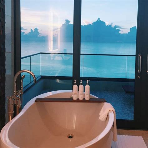 The Best Of Grand Cayman Is Arguably Right In This Bathroom Seafire Resort And Spa Seven