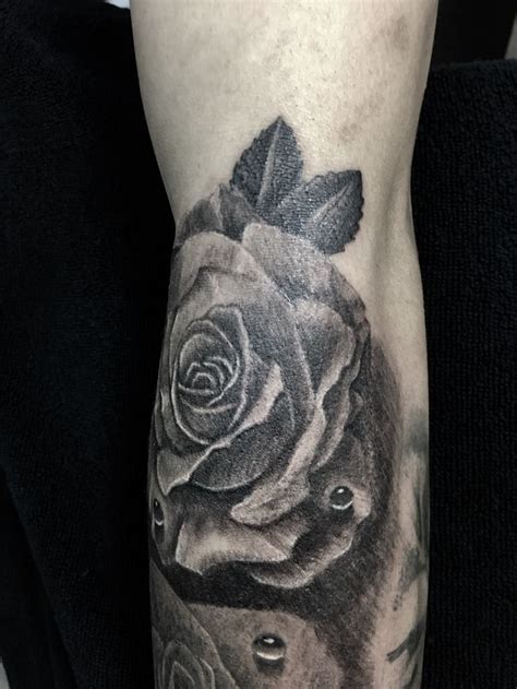 Black And Grey Roses Done By Jon Koon At Artistic Studio Hair And Tattoo