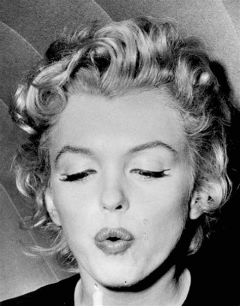 Hollywood Glamour Old Hollywood Imperfection Is Beauty Marilyn Monroe Photos Norma Jeane