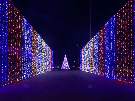 Wonderlight S Christmas Glows With Over One Million Led Lights