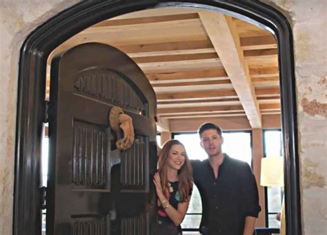 See Inside Jensen Ackles House In Austin A Dreamy Lake Side Retreat