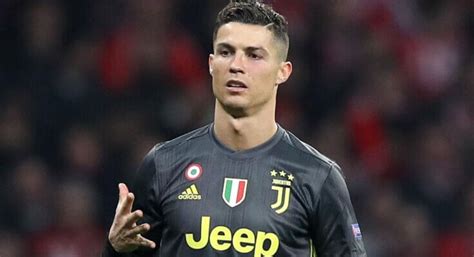 Cristiano Ronaldo Biography Age Career Wiki Personal Life