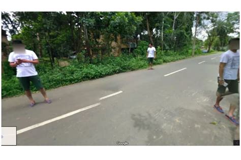 These Photos Are Proof That Google Street View Camera Captures Weird Moments Page Of