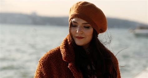 Tuğçe kandemir 1 ocak 1996 tarihinde mersin 'de doğdu. Tuğçe Kandemir Kimdir ? - En Güzel Sözler ve Mesajlar