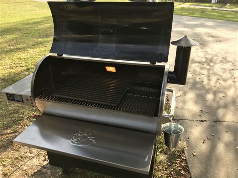 Ben Que'n Reviews REC TEC Bull RT-700 Pellet Grill