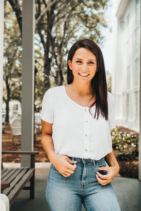 Courtney-Davis-1 - The Bucketlist Bombshells