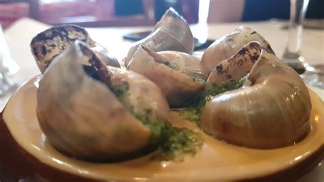 Eating Snails In Paris - YouTube