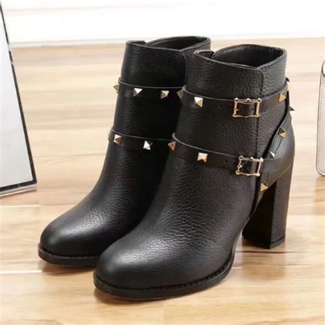 Genuine Leather Black Ankle Boots Woman Round Toe Rivet Chunky High Heel Boots Woman Fashion