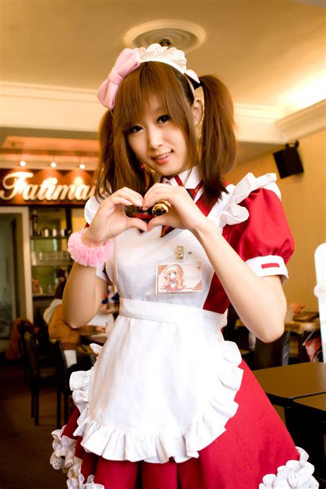Among the branches of trees 3. Food Box, Go or No Go.: Fatimaid, Taipei's Maid Cafe, Taipei, Taiwan