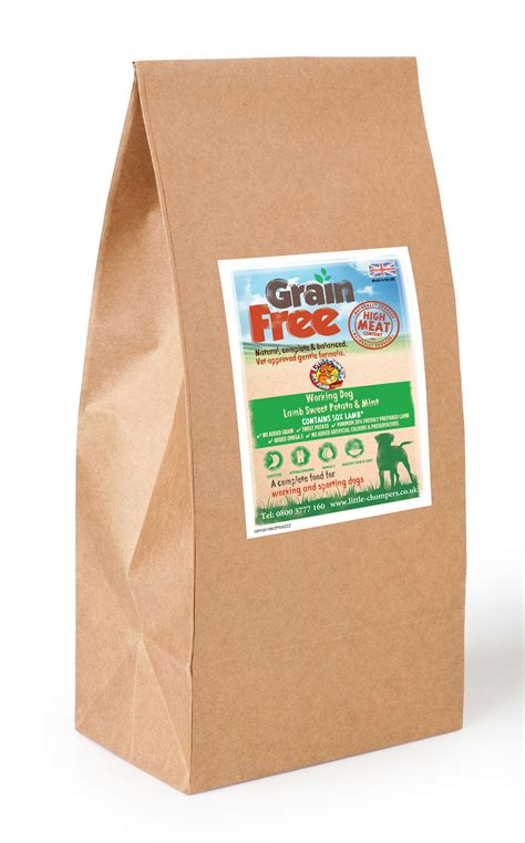 As one of the few pet food manufacturers in the uk to make our entire range of dry dog food ourselves, did you know we launched the first ever grain free baked mixer in 2016? Working Dog Grain Free Lamb, Sweet Potato & Mint Dog Food