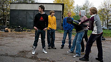 To dzieło estońskiego twórcy ilmana raaga, który w pogranicze w ogniu. Nasza klasa (2007) Lektor PL - CDA