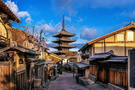 Free Photo Yasaka Pagoda And Sannen Zaka Street In Kyoto Japan