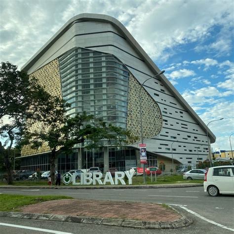 Perpustakaan Negeri Sabah Tanjung Aru Paul Mills