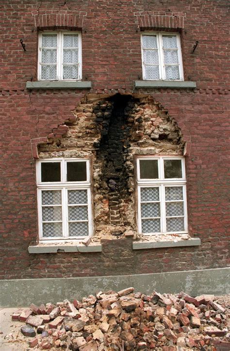 ¨ durch einen zustand der haftreibung wird spannung aufgebaut. Sorge um AKW: Erdbeben in Deutschland - DER SPIEGEL