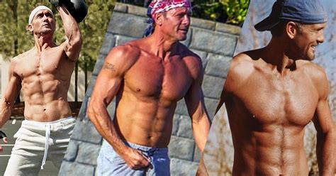 These Shirtless Ripped Tim Mcgraw Photos Are Really Something To See