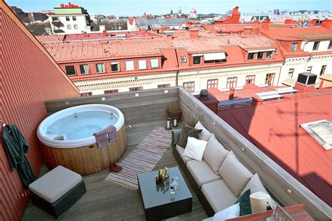 Small Hot Tub For Apartment Balcony Howtowearanklebootswithskirts