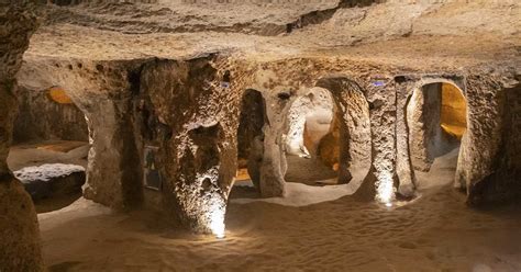 Derinkuyu Mysterious Underground City In Turkey Found In Mans