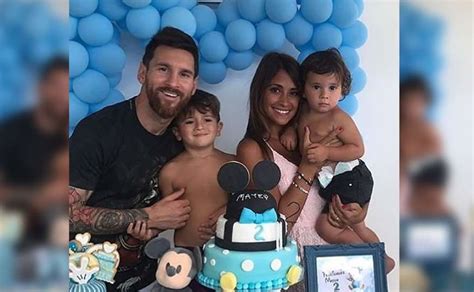 Messi Y Antonella Revelan El Sexo De Su Tercer Hijo Jet Set El