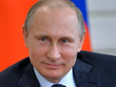 Le président russe atteint de la maladie de parkinson ? Russia Threatens Nuclear Response if West Targets Crimea