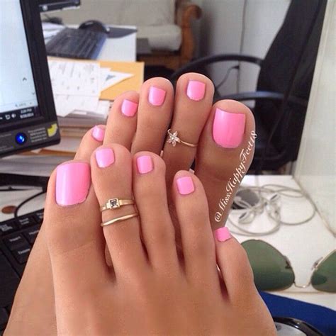 misshappyfeet18 tumblr summer toe nails toe nails pink toes