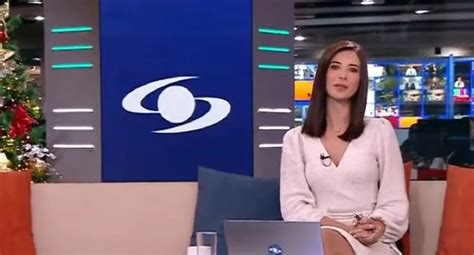Noticias Caracol Cambio De Set Mesa Y M S Modificaciones Que Se Ven En Tv