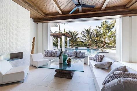 Tropical breeze decor has a large selection of beach and island décor designed gifts to choose from. 4-Bedroom Tropical-Style Two-Story Home