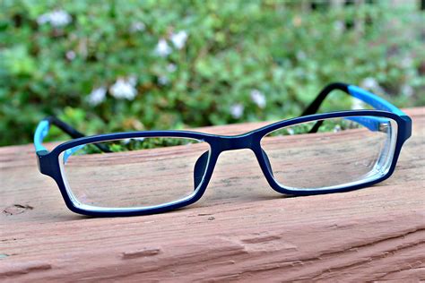 Is Same Day Eyeglass Replacement And Repair Becoming More Common These Days Three Different