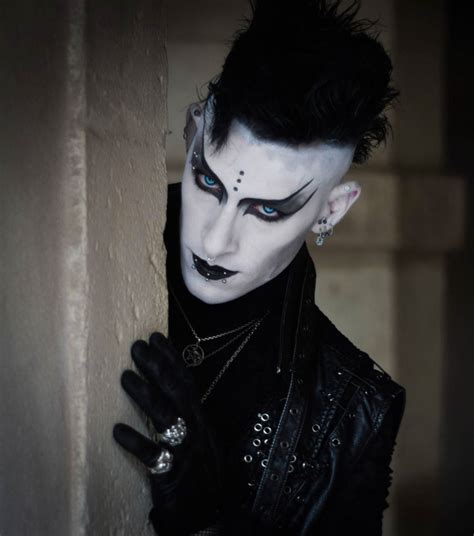 Van Hitman Gothic Hairstyles Punk Makeup Goth Guys