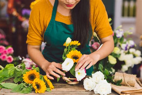 Florists Pay Employment Hours And Equality Data