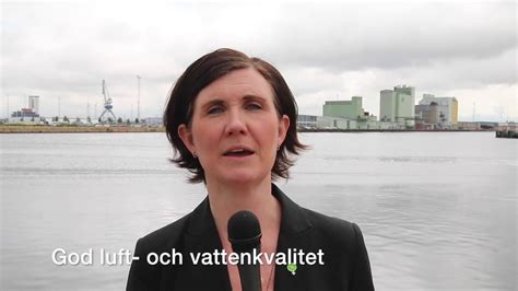 Partisekreterare för miljöpartiet de gröna. Märta Stenevi nytt kommunalråd i Malmö - YouTube