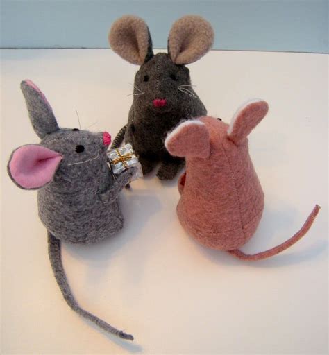Mouse Sewing Pattern Pdf 4 Inches Tall Wool Felt Download Now Etsy