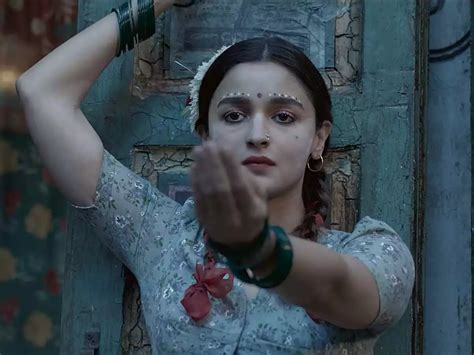 Gangubai Kathiawadi Trailer Alia Bhatt Is The Queen Supreme Movie Review
