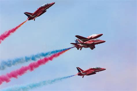 Raf Red Arrows Editorial Photo Image Of Airshow Plane 31615141