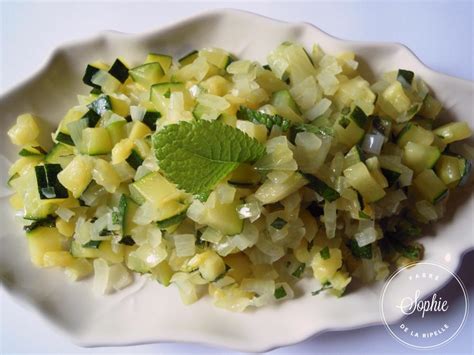 Salade de courgettes mi- cuites à la menthe