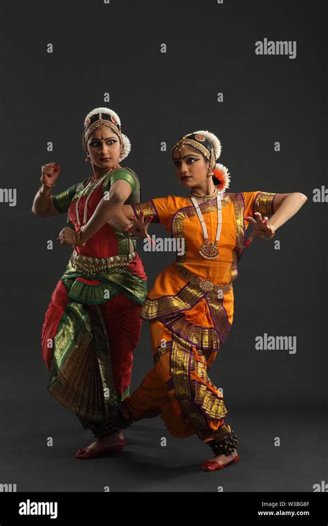 Bharatanatyam Hand Mudras Hi Res Stock Photography And Images Alamy