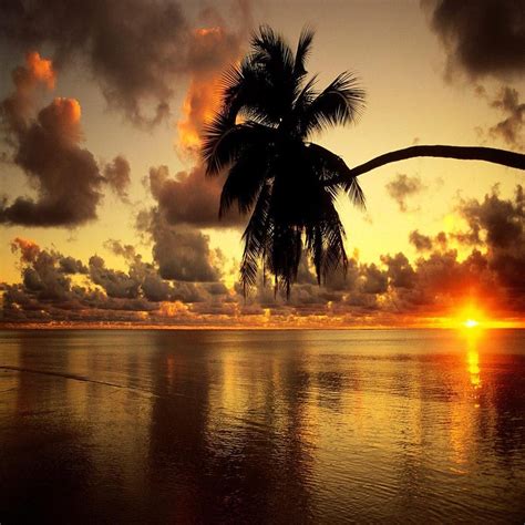 Aitutaki Lagoon At Sunrise Cook Islands Beautiful Sunrise Beautiful