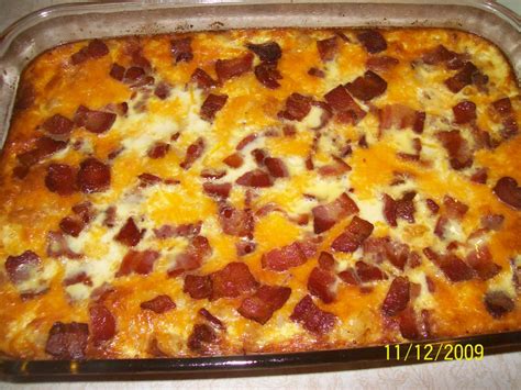 Butter or spray a 9x9 baking pan; Breakfast Casserole Using Potatoes O\'Brien - Easy ...