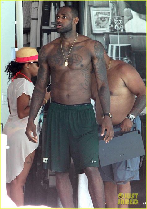 LeBron James Dwyane Wade Shirtless Miami Men Photo 2873096