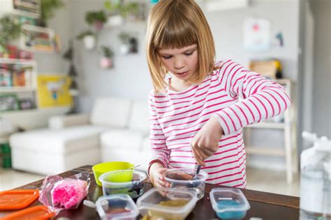 15 Fun And Easy Science Experiments Kids Can Do At Home