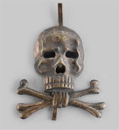Brunswick Hussars 50 Year Traditions Skull Veterans Badge Page 2