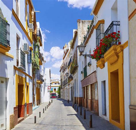 What To See In The Neighborhood Of Triana In Seville