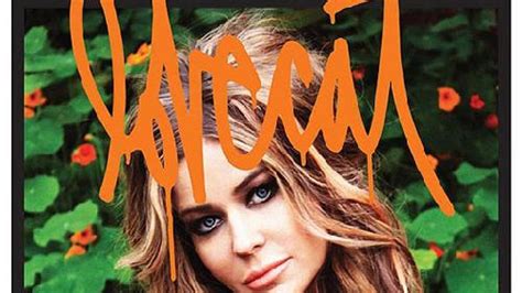 carmen electra naïade topless en couverture premiere fr