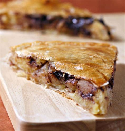 Galette des rois à la frangipane poires et chocolat