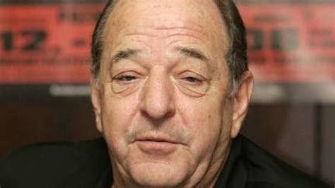 Alle wasserdicht fernseher haben volle 2 jahre garantie. Meistens Viva oder MTV: Ralph Siegel schaut im Badezimmer ...