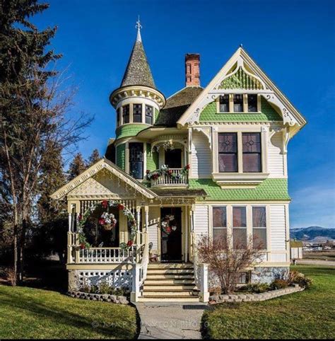 30 Old Small Victorian House Decoomo